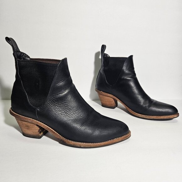 Poppy Barley Black Leather Heeled Chelsea Boots - Picture 1 of 11